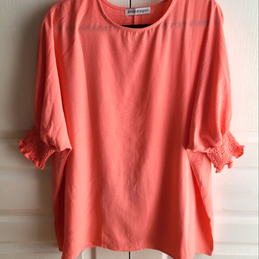 Trendy top!
